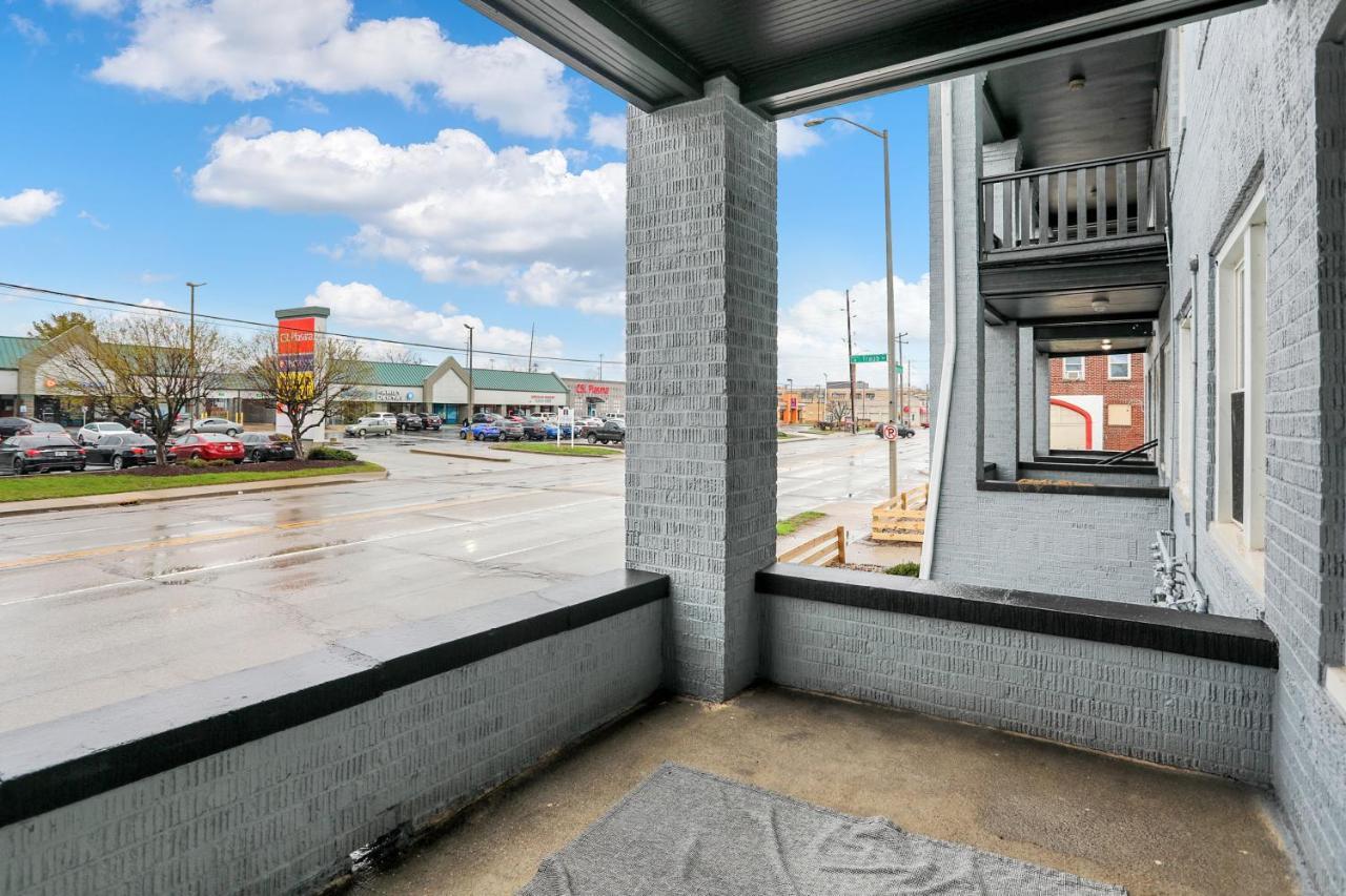 The Village Downtown West Indianapolis Exterior photo
