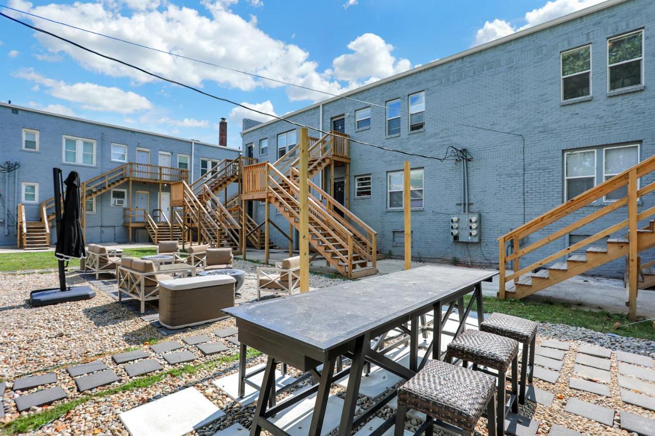 The Village Downtown West Indianapolis Exterior photo